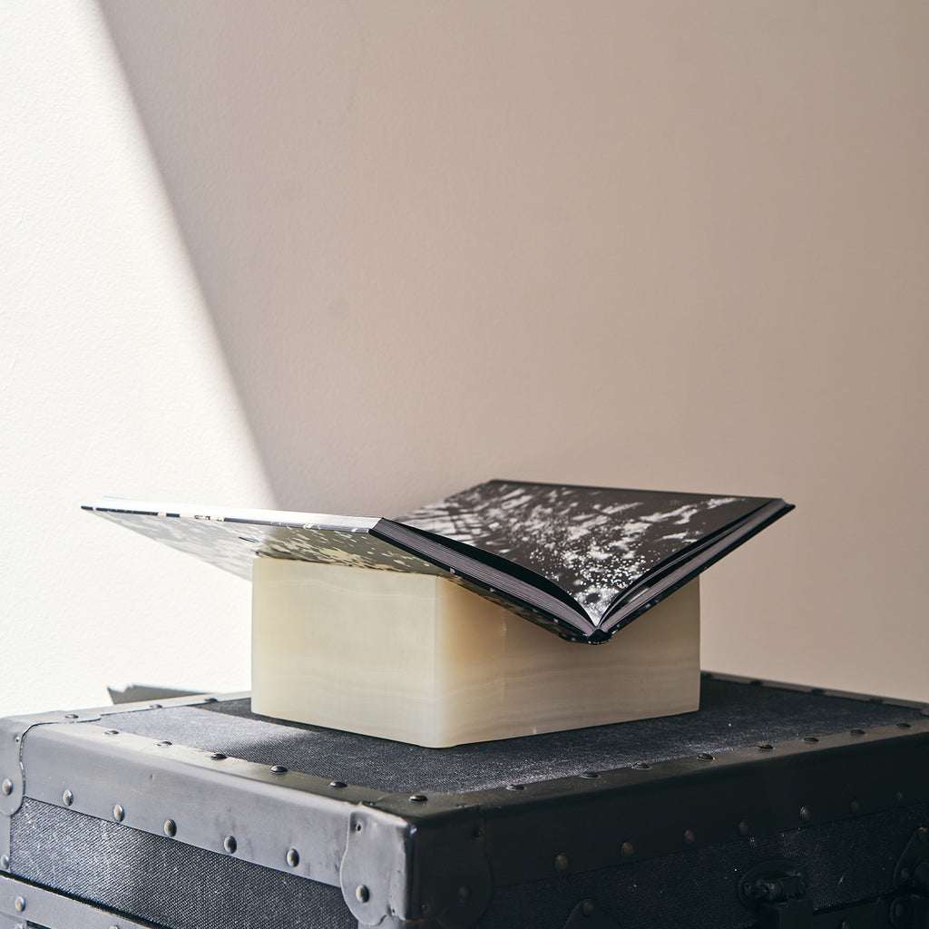 The V Book Stand - Jade Onyx