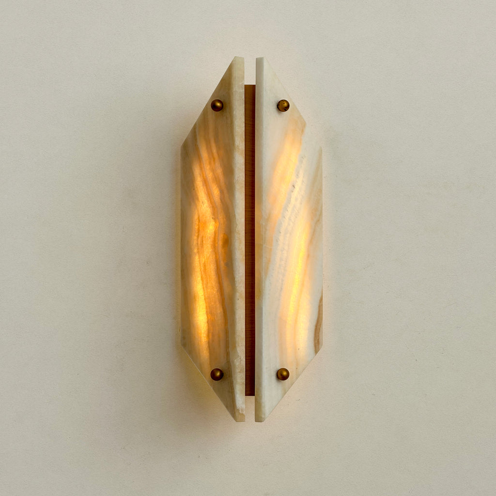 Valva Alabaster Sconce