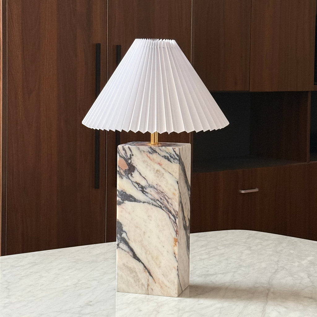 Calacatta Viola Marble Table Lamp – Sculptural Elegance with Pleated Fabric Shade