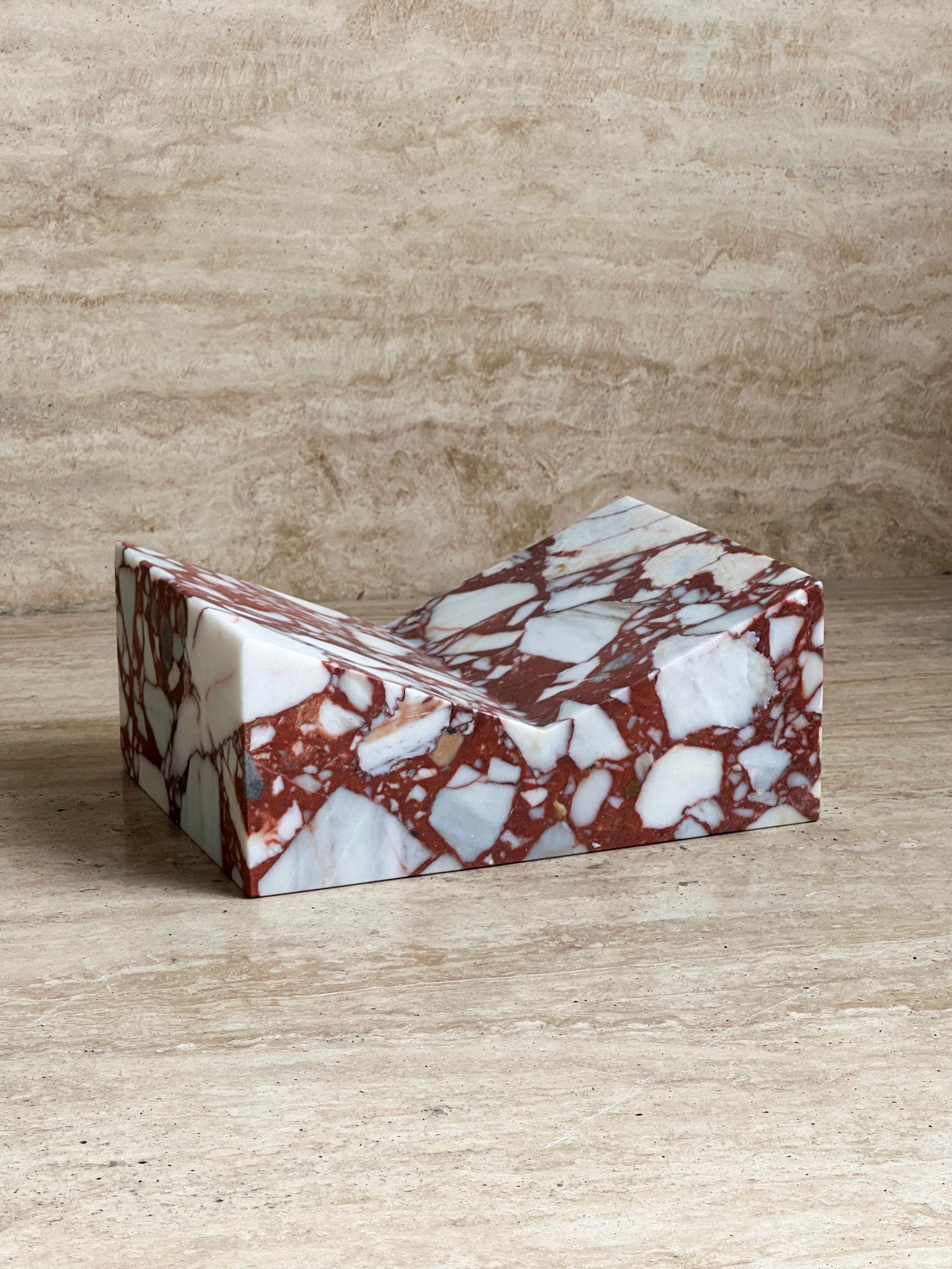 The V Bookstand - Calacatta Viola Rosso