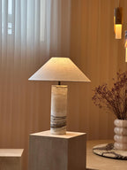 Traonyx Column Lamp