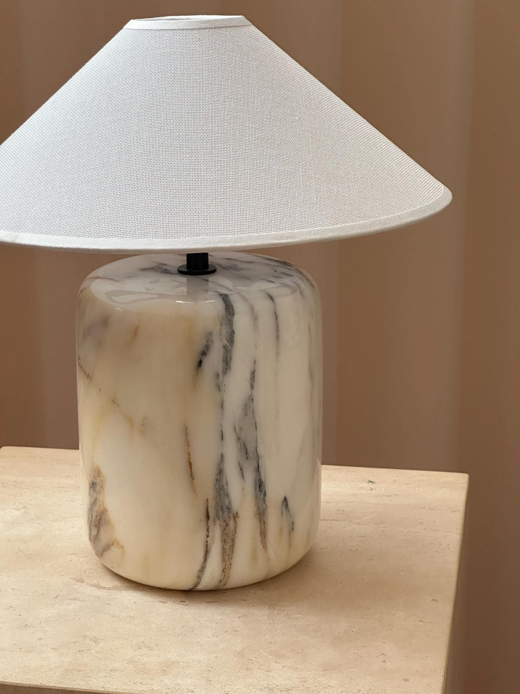 Wabi-Sabi - Calacatta Gold Table Lamp