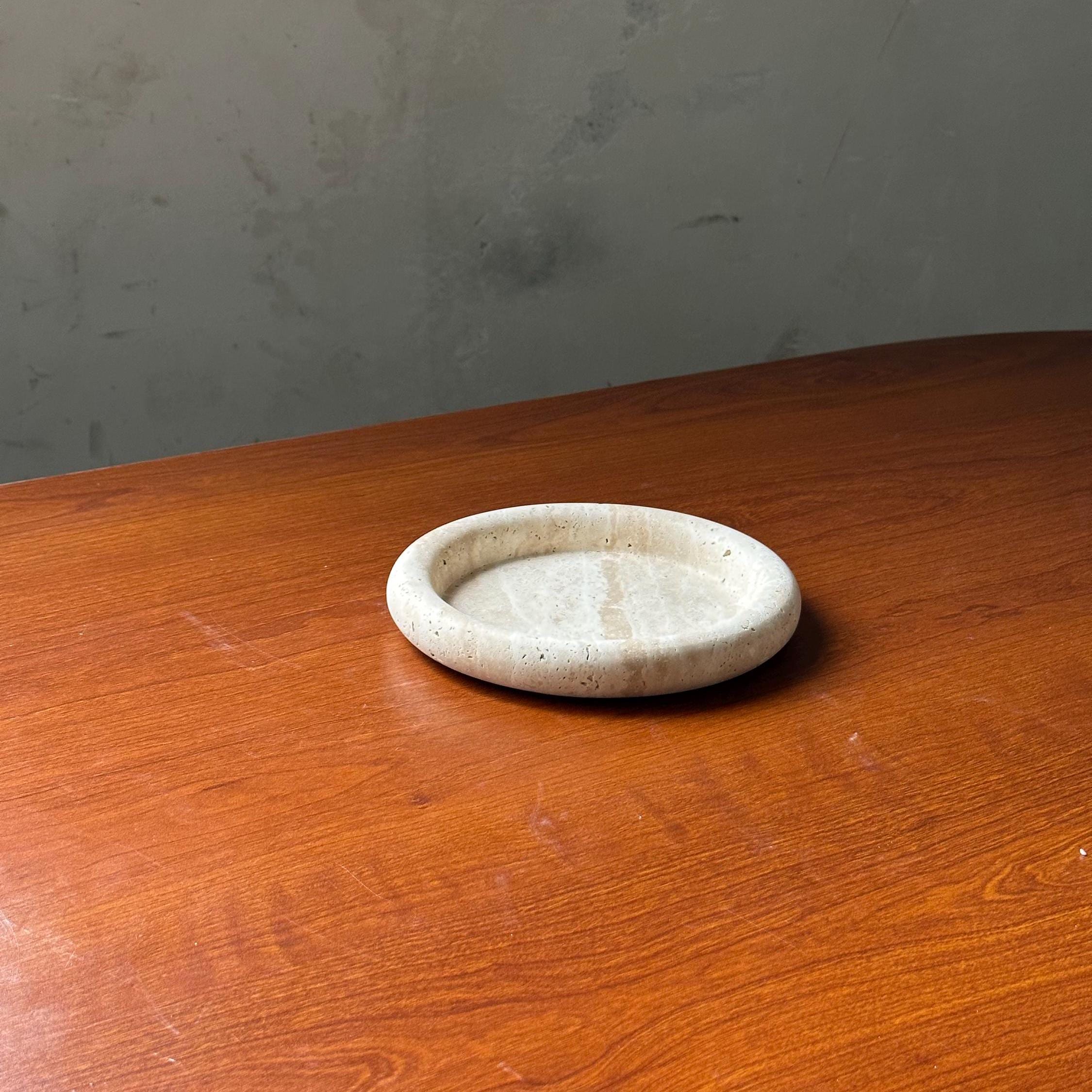 Atoll Round Tray - Natural Travertine