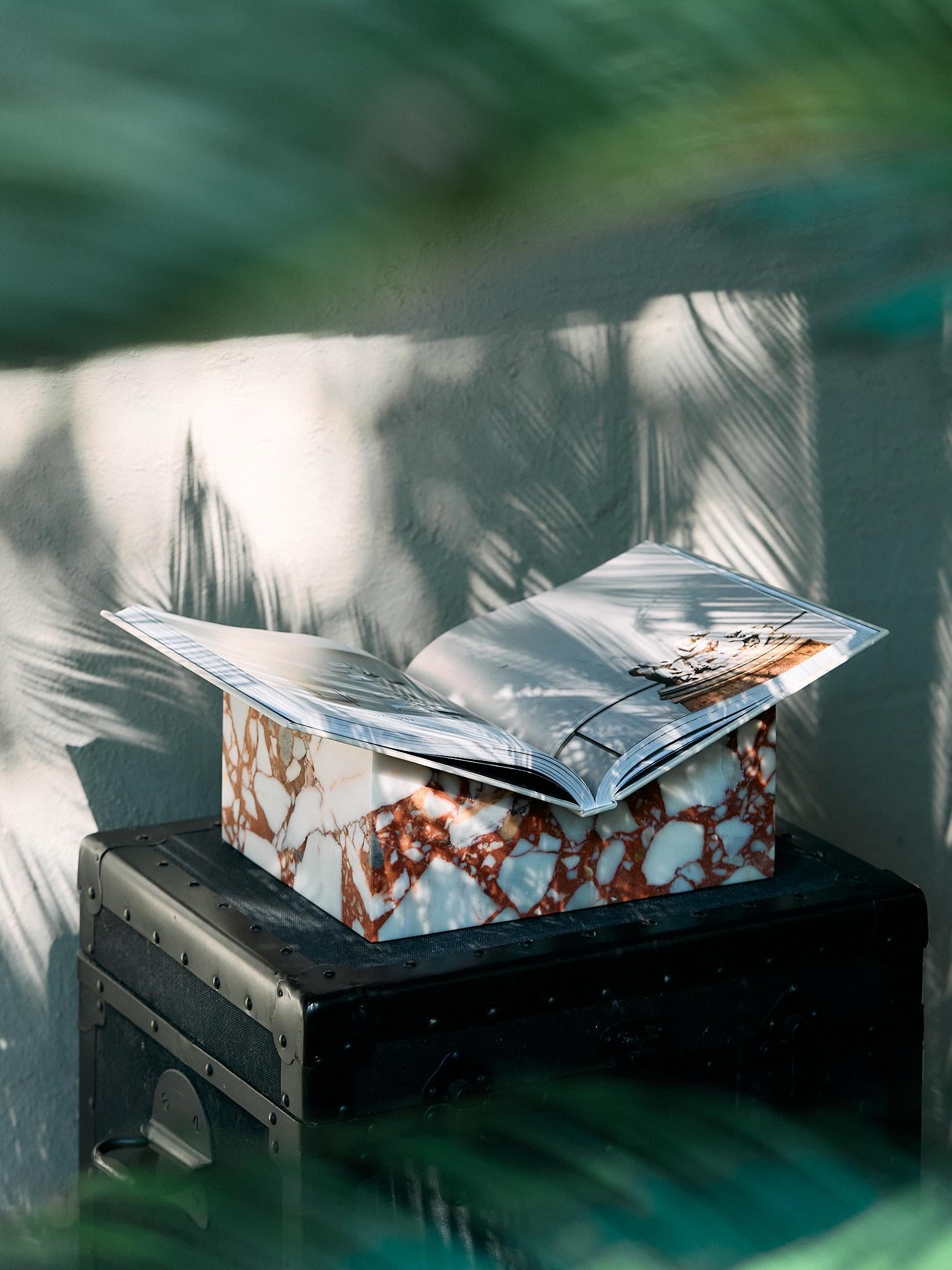 The V Bookstand - Calacatta Viola Rosso