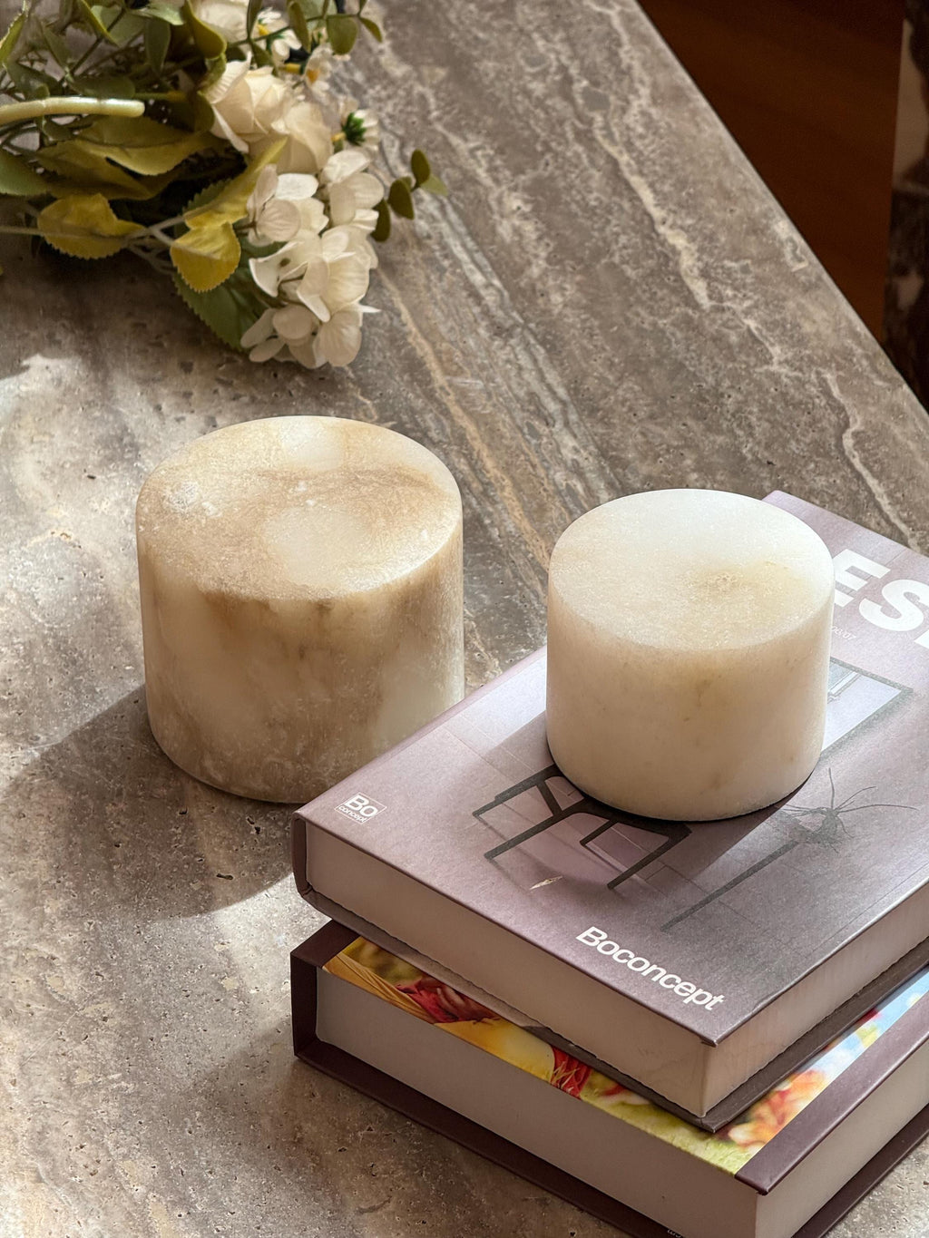 Portable Alabaster Lamp - Cordless Natural Glow