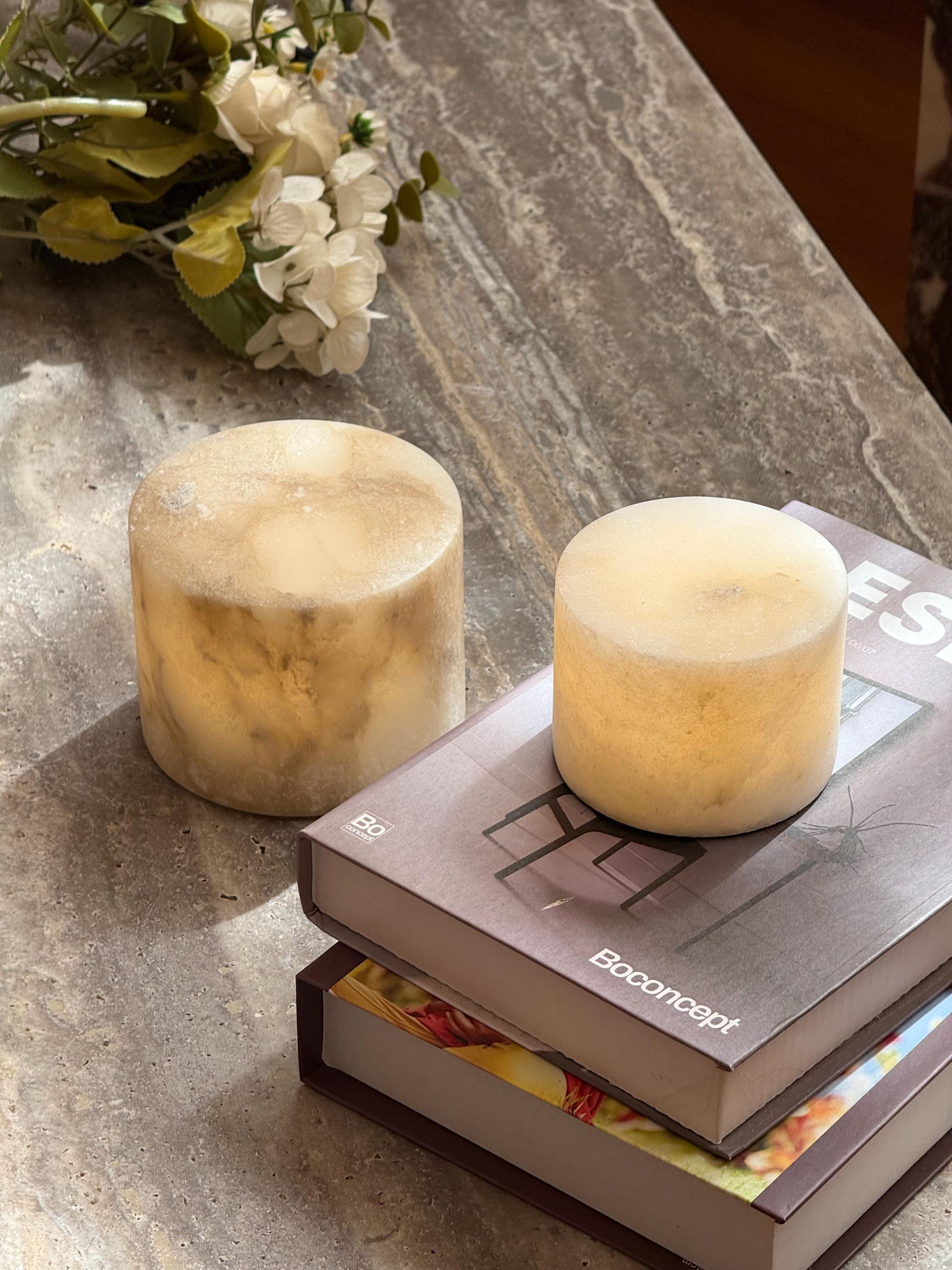 Portable Alabaster Lamp - Cordless Natural Glow