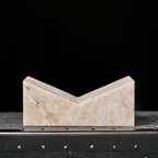 The V Bookstand - Traonyx