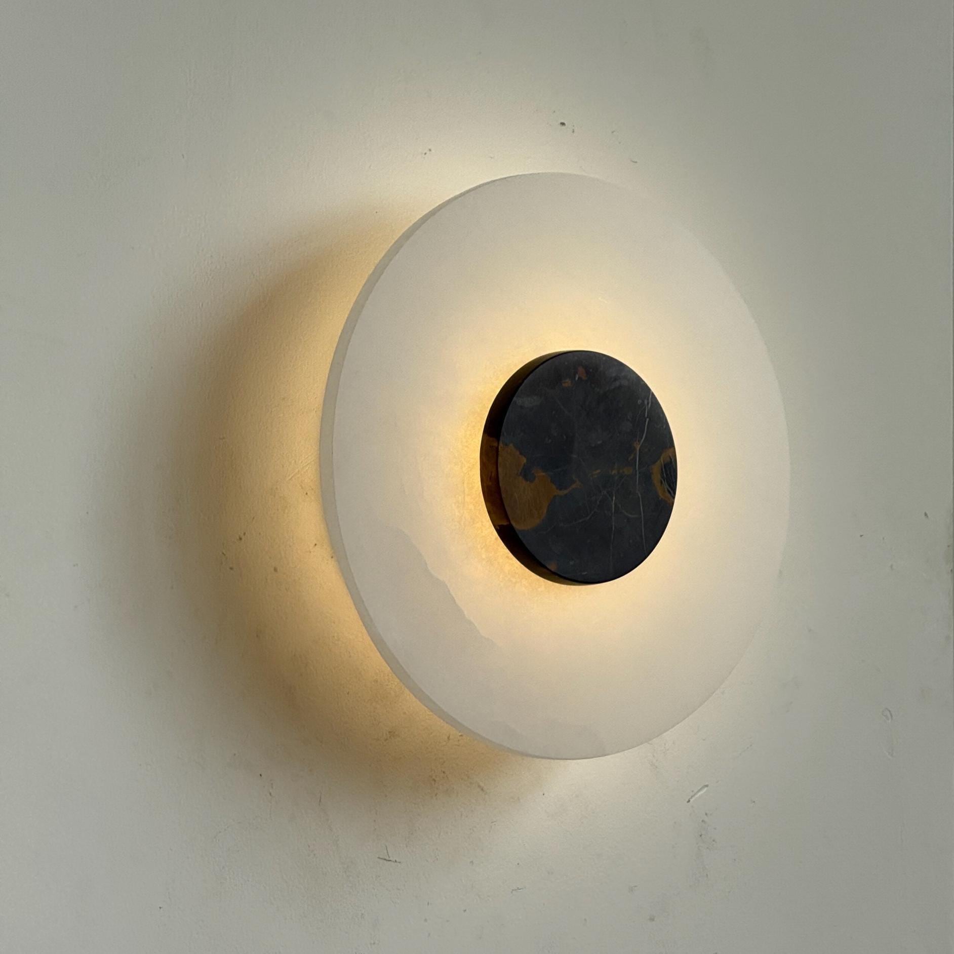 Luminous Alabaster - Nero Portoro