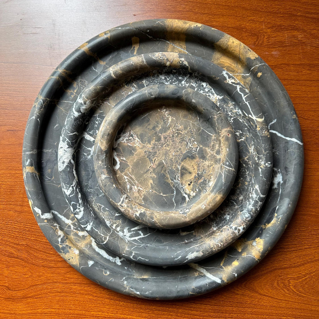 Atoll Round Tray – Nero Portoro