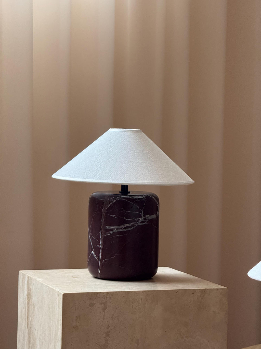 Wabi-sabi - Rosso Levanto Table Lamp