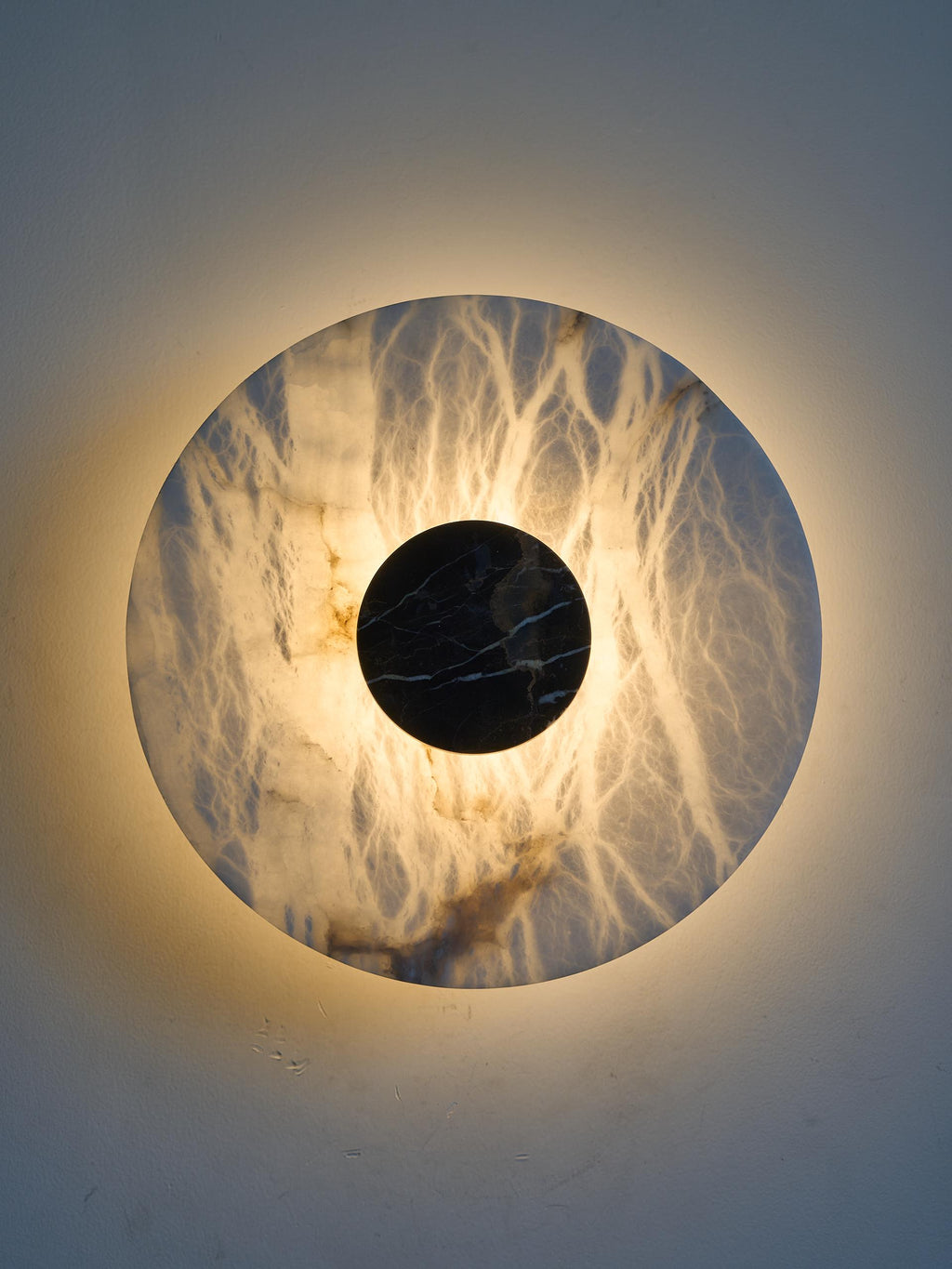 Luminous Alabaster - Nero Portoro