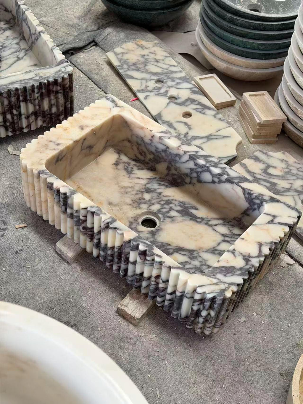 Hand Carved Calacatta Viola Marble Sink - Ribbed Bathroom Vanity Basin