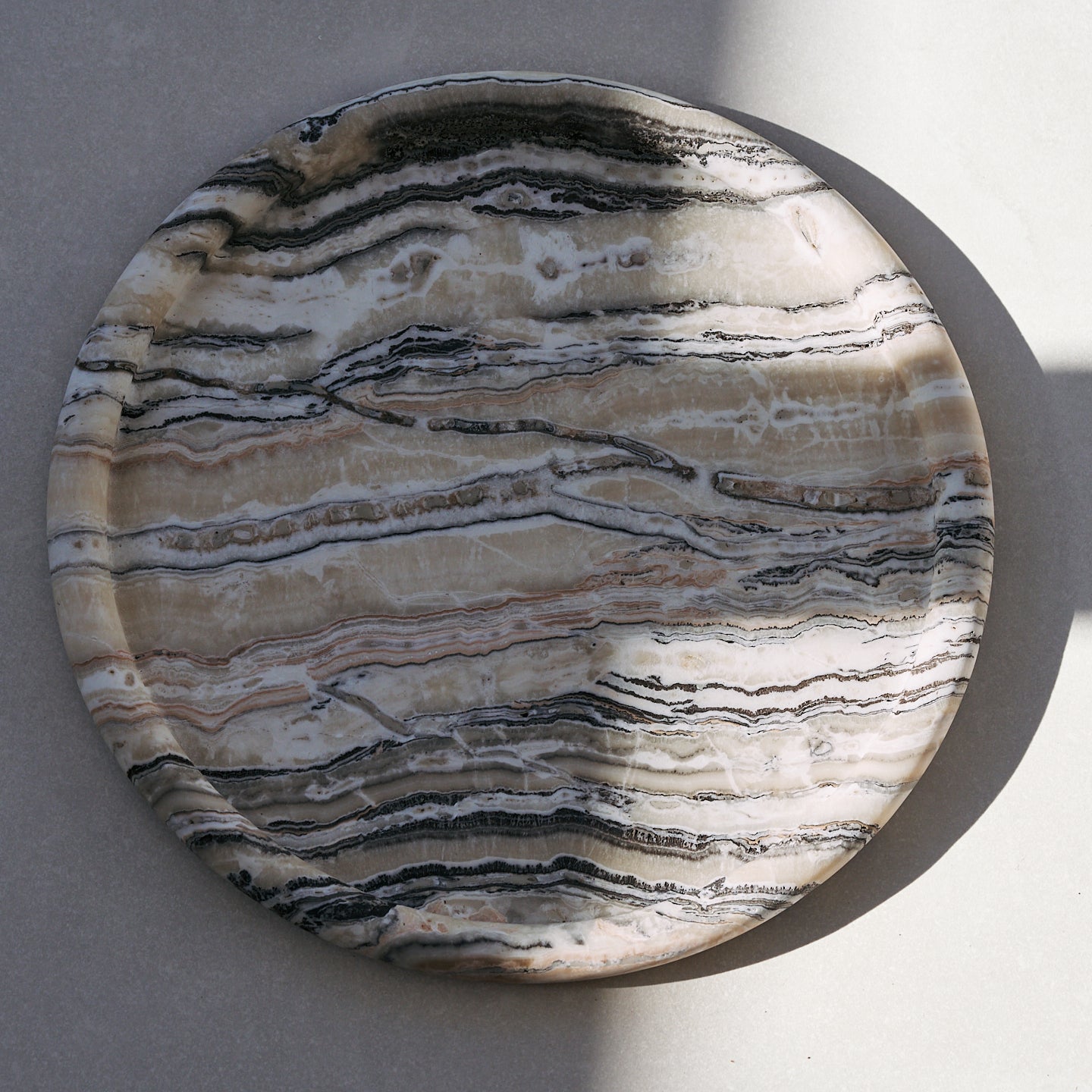 Atoll Round Tray - Traonyx